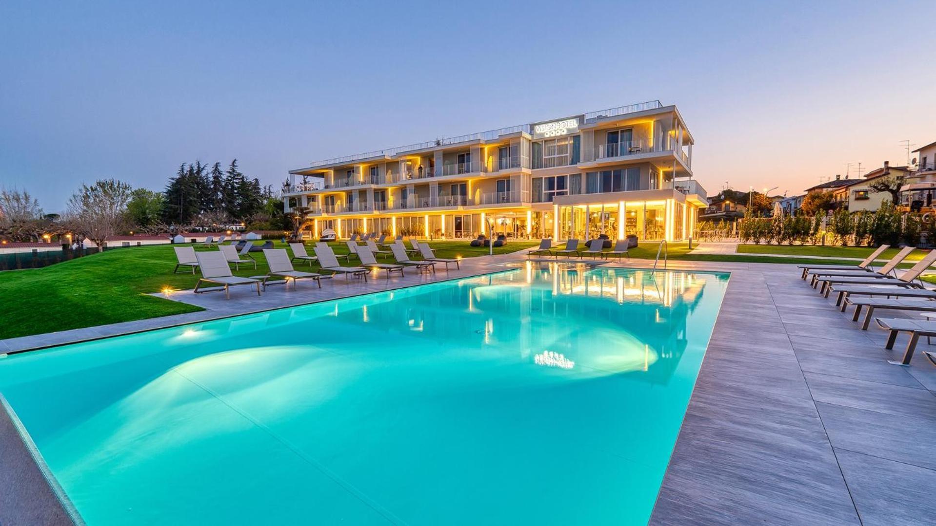 Vision Hotel Peschiera del Garda Exterior foto