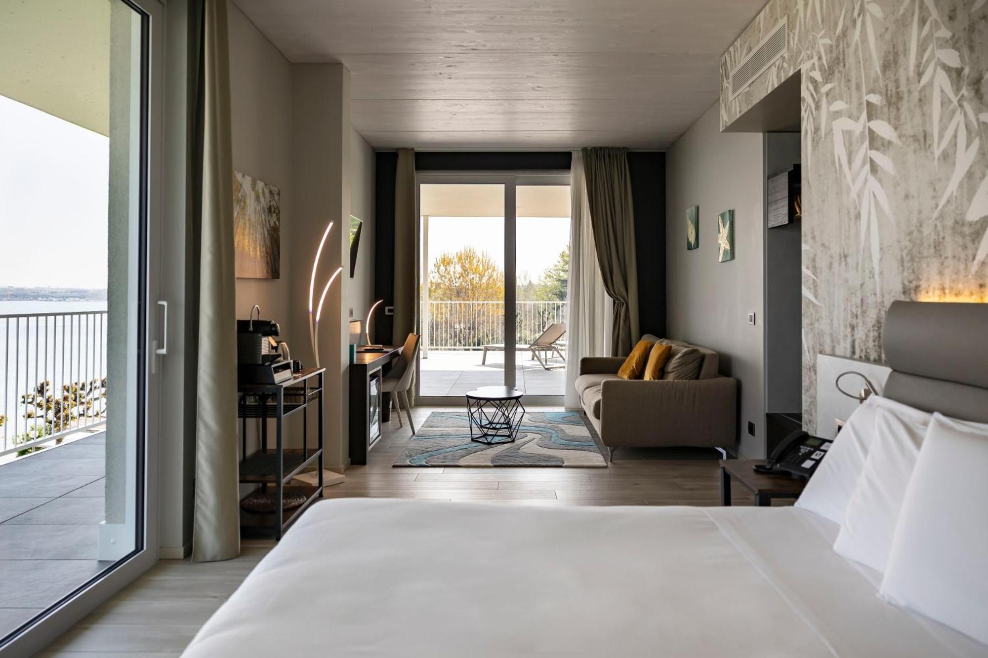 Vision Hotel Peschiera del Garda Exterior foto